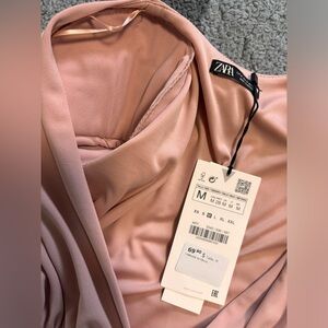 Zara Dress brand new never worn☺️